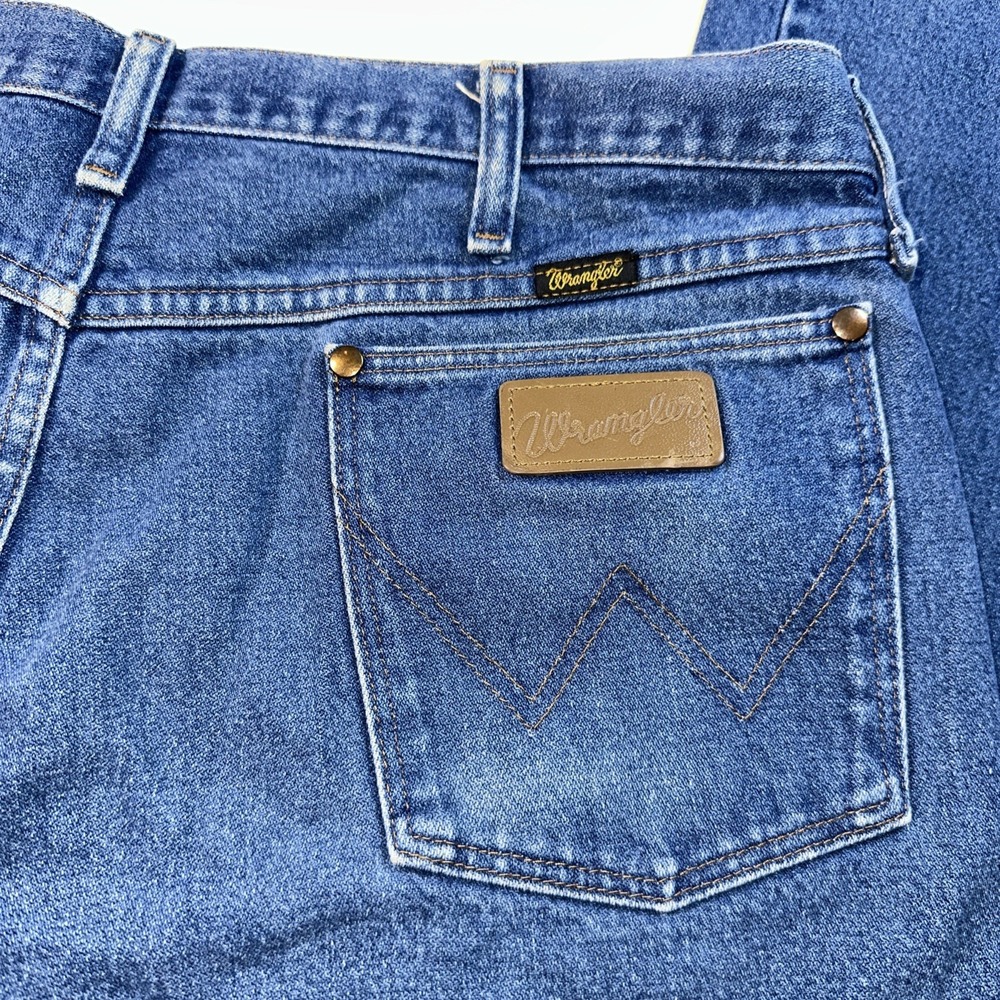 Wrangler 13MWZPW Cowboy Cut Jeans 40x30 Blue Medium Wash Straight Leg Denim - Picture 1 of 6